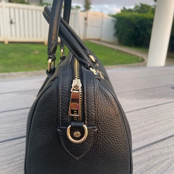 Coach Black Pebbled Leather Medium Rowen With Gold Hardware - Picture 2 of 7